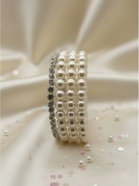 Cream Pearl & Silver Rhinestone Bracelet Set